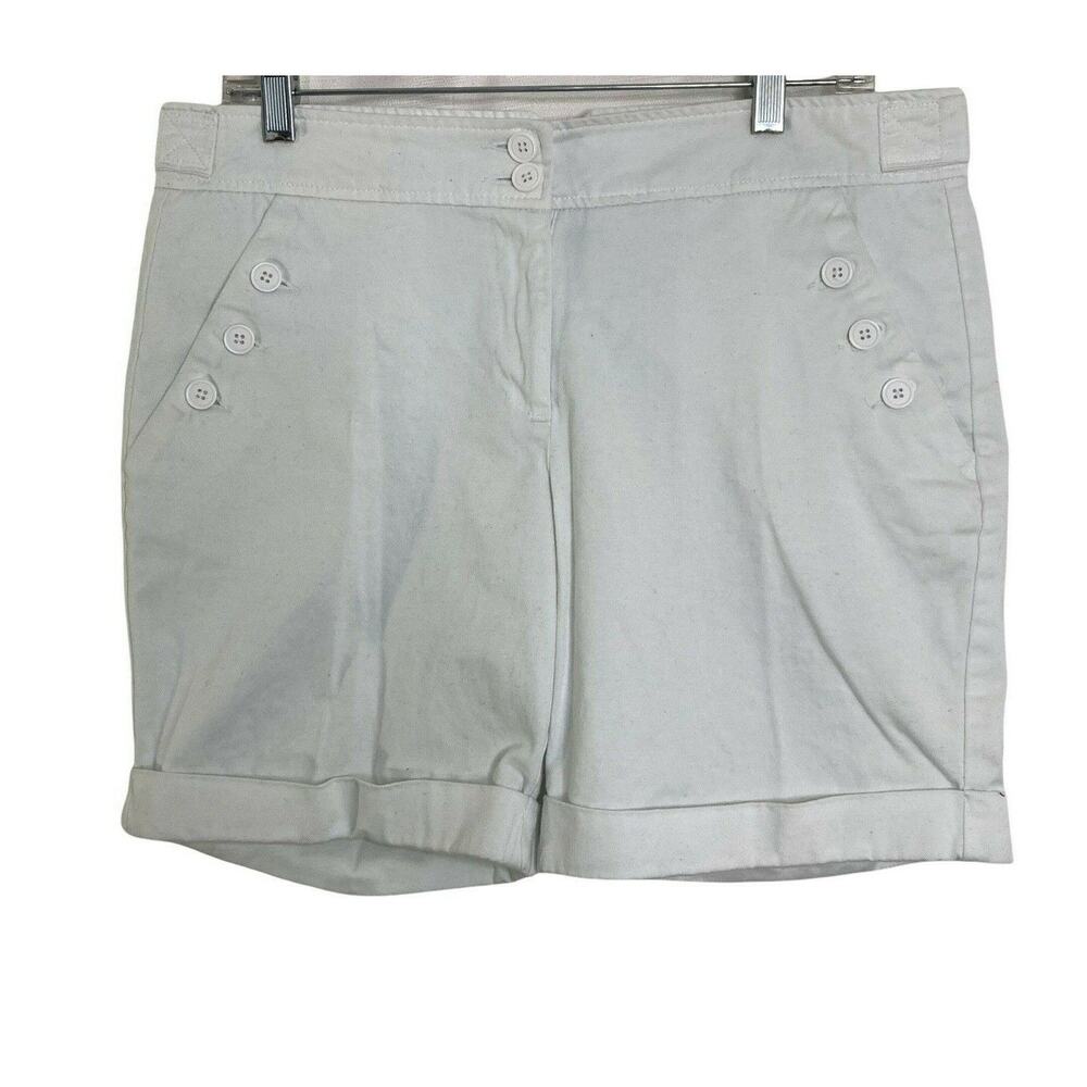 The Limited Shorts Bermuda Womens Size 8 White Cuffed captains buttons